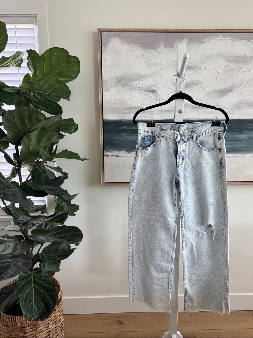 GAP low rise wide leg jeans